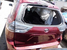 2016 Toyota Sienna SE Burgundy 3.5L AT 2WD #Z24687